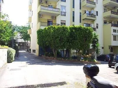 Grimaldi Guest Апартаменты Сорренто