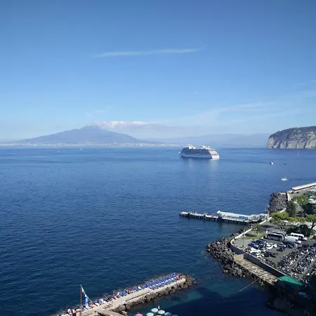 Апартаменты Grimaldi Guest