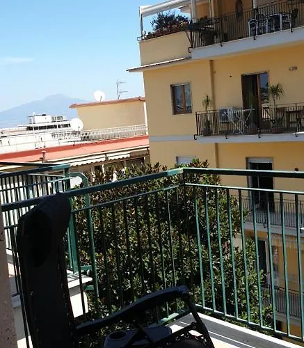 Grimaldi Guest 아파트