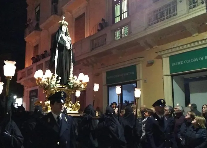 Grimaldi Guest 아파트 *